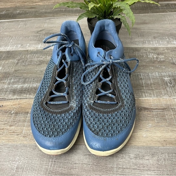 ECCO Biom Blue Leather Mesh Sneaker Size US 10 - Picture 4 of 15